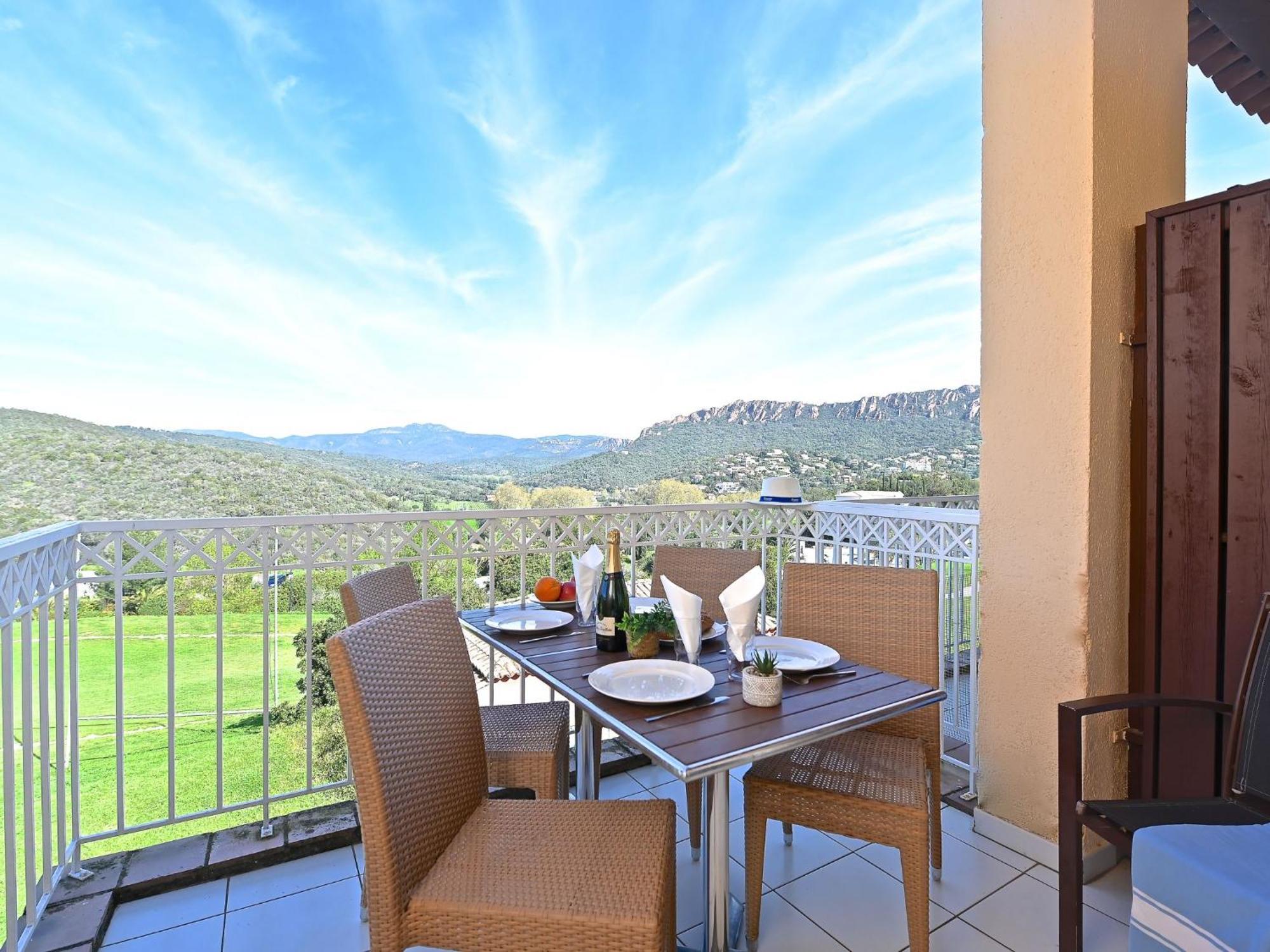 Apartment Village Cap Esterel - Le Village-14 By Interhome Saint-Raphaël Exteriér fotografie