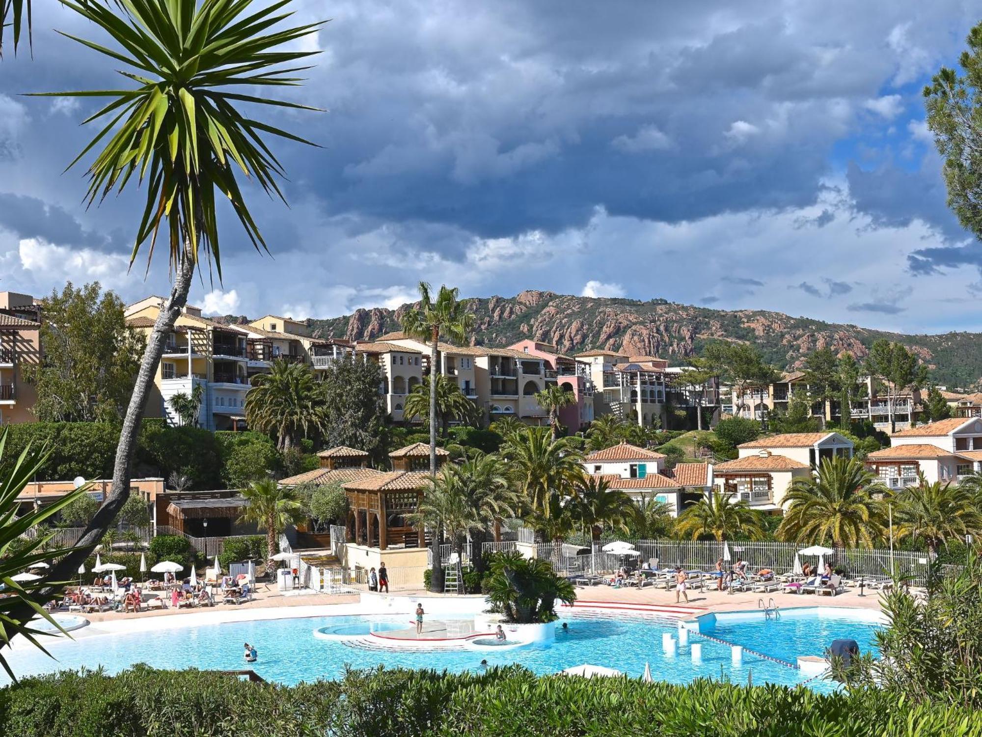 Apartment Village Cap Esterel - Le Village-14 By Interhome Saint-Raphaël Exteriér fotografie